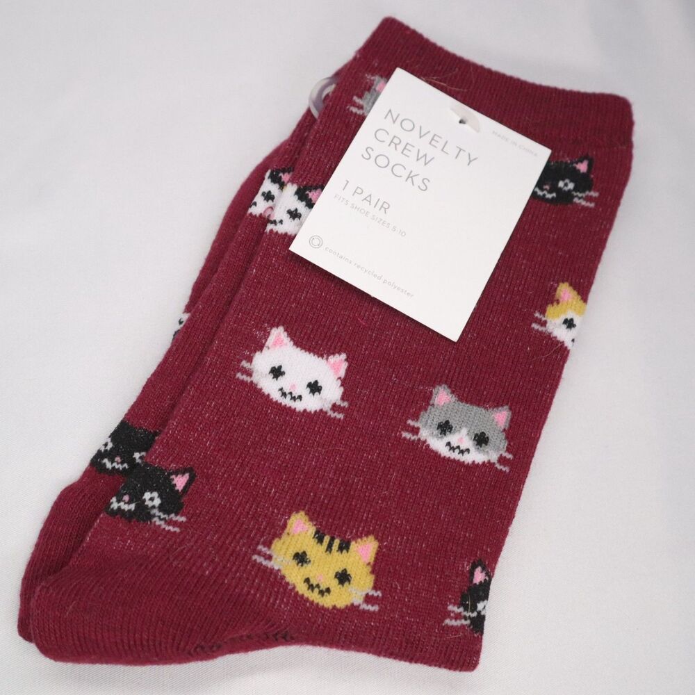Kittens Socks NEW Novelty Crew Socks Maroon Size 5-10